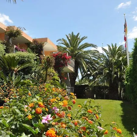 Palm Village Appart hôtel