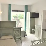 Palm Village Apart-hotel
