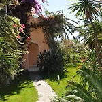 Palm Village 3*