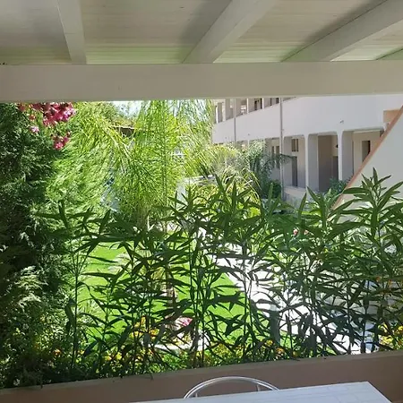 Palm Village Вилласимиус