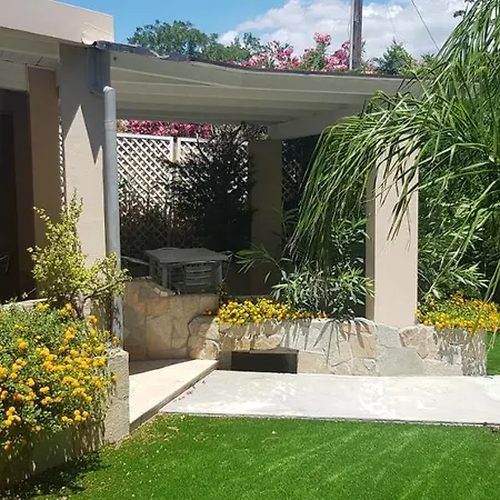 Апарт-отель Palm Village 3*