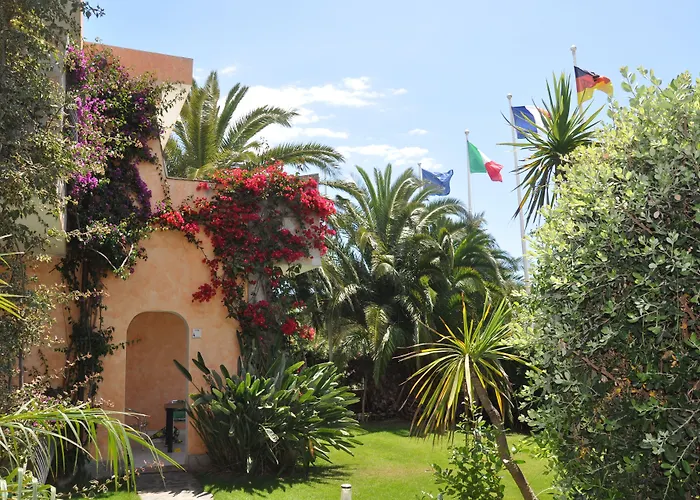 Aparthotel Palm Village Villasimius